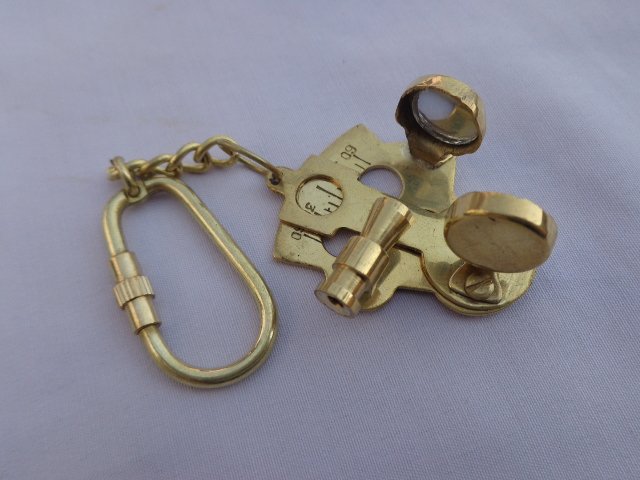 - DSC01512 Vintage Brass Sextant Keyring – Functional Nautical Miniature