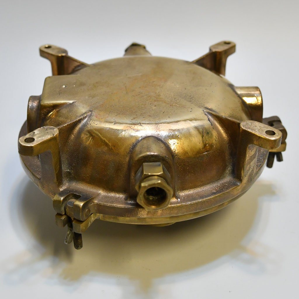 - DSC 4205 Nautical Vintage Bulkhead Brass Round Light
