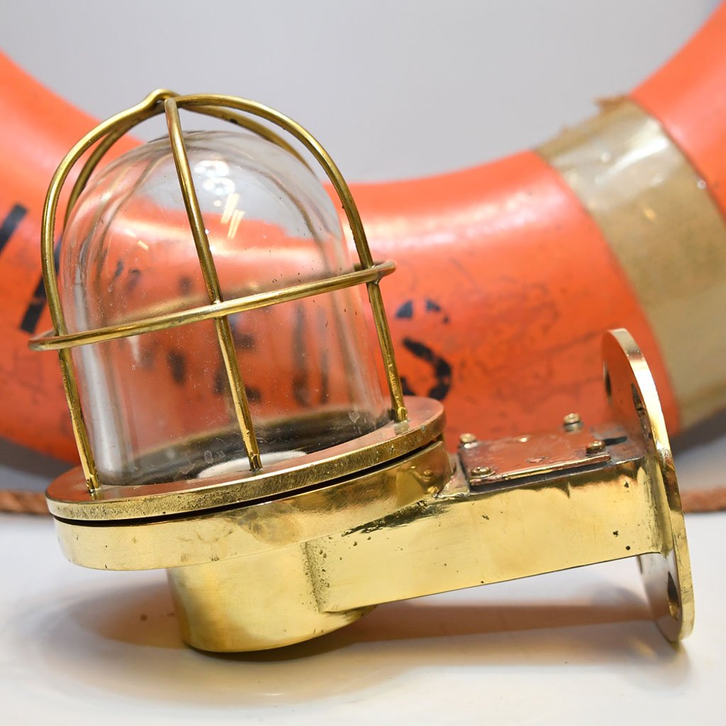 - DSC 4256 Vintage 90 Degree Brass Nautical Passageway Light – Authentic Ship Sconce