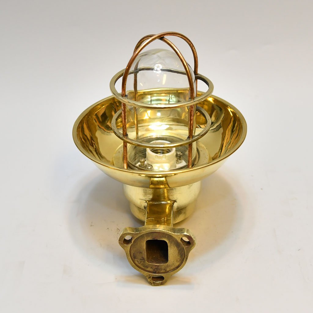 - DSC 4727 Vintage Brass Arm Bulkhead Wall Light Nautical