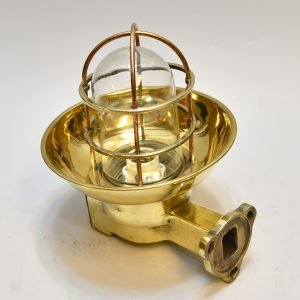 - DSC 4728 Vintage Brass Arm Bulkhead Wall Light Nautical