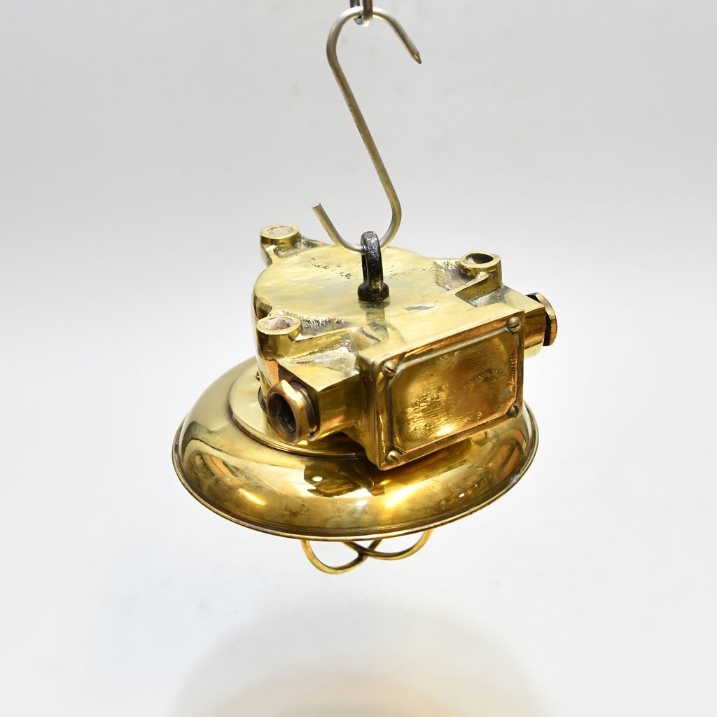 - DSC 5048 Brass Passageway light with original Plate hanging