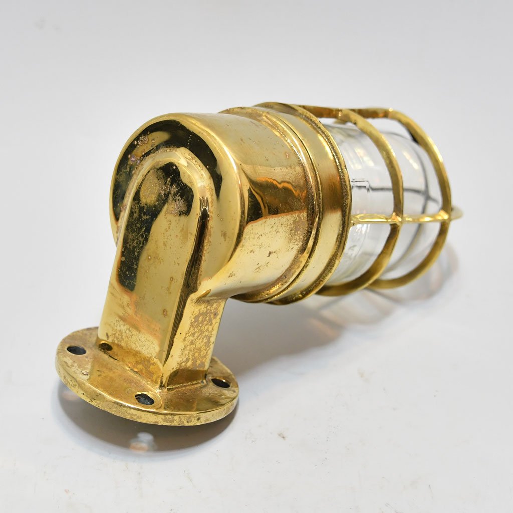 - DSC 5486 Maritime Antiques Vintage Daewang 90 Degree Brass Bulkhead Light