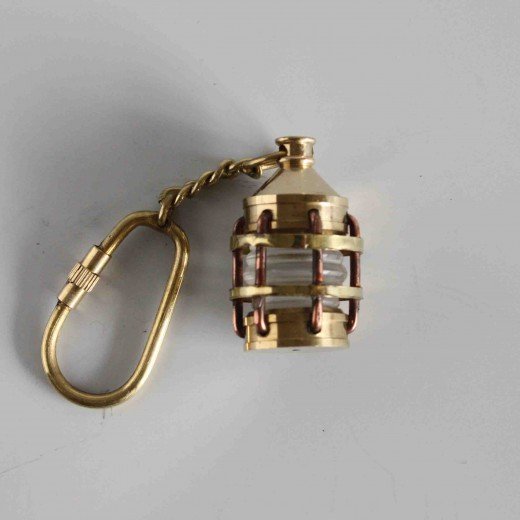 - IMG 4716 Nautical Brass Lantern Lamp Keyring