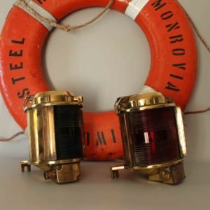 - Pair of Starboard Side Cast Brass Wall Mount Light Red And Green Glass 5176 Pair of Starboard Side Cast Brass Wall Mount Light - Red And Green Glass