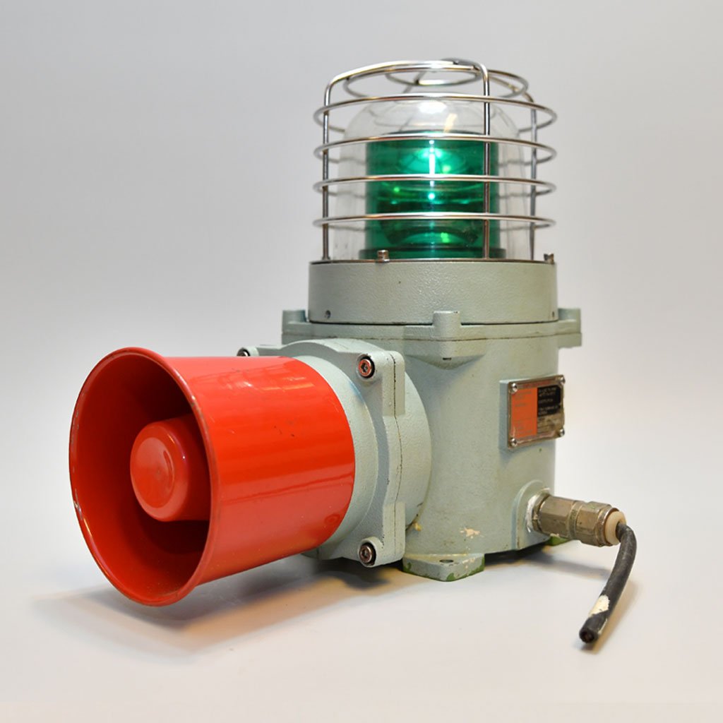 - green siren lamp steel sl 334 Vintage Green Nautical Siren Lamp – Authentic Maritime Alarm Light
