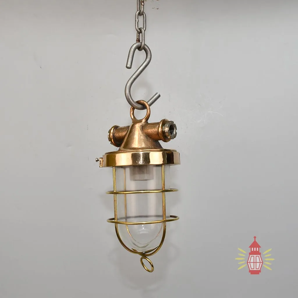 - DSC 8297 SL 10768 Vintage Brass Hanging Ship Lamp – Classic Nautical Light