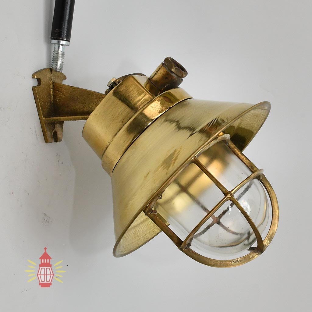 - DSC 8359 SL 10744 Antique Nautical Brass Wall Lamp 45 Degree