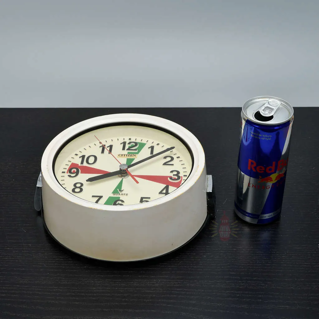 - SC 11024 3 Authentic Vintage Citizen Nautical Radio Clock with Colourful Dial
