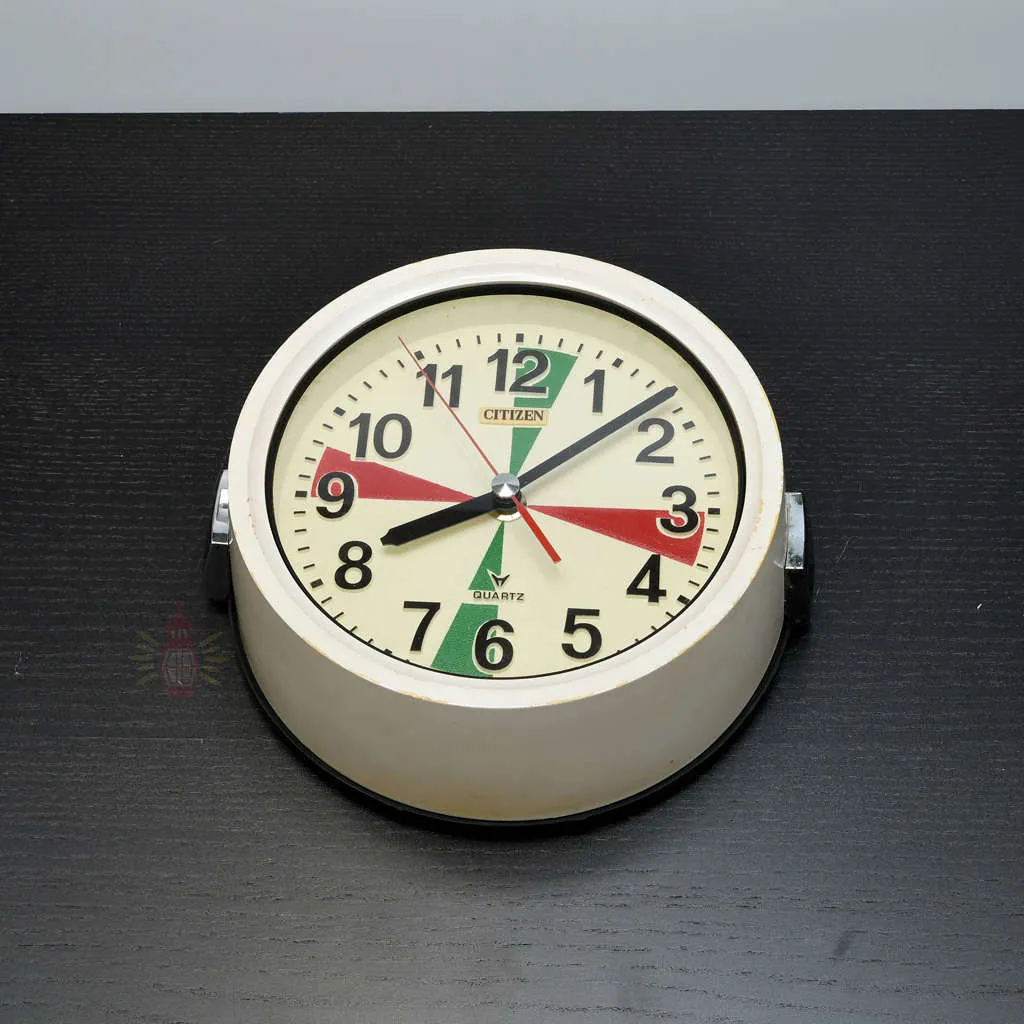 - SC 11024 4 Authentic Vintage Citizen Nautical Radio Clock with Colourful Dial