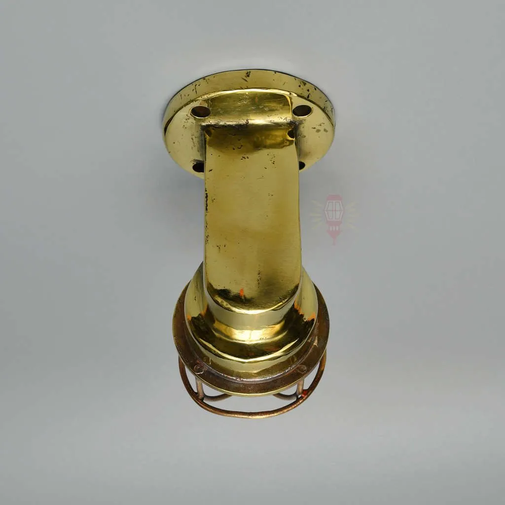 - SL 11748 1 rotated Authentic Vintage Small Brass 90 Degree Light – Nautical Passageway Salvage