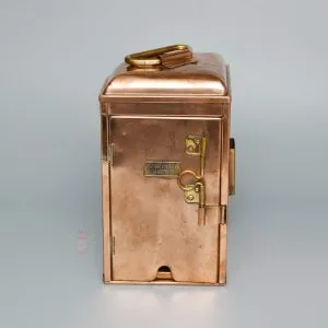 - SL 11021 4 Authentic Vintage Copper Port and Starboard Navigation Lamp from Hamburg